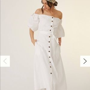 Host Pick 🎊🎊NWT Off-The-Shoulder Midi Shirtdress
Blue Tassel SIZE S